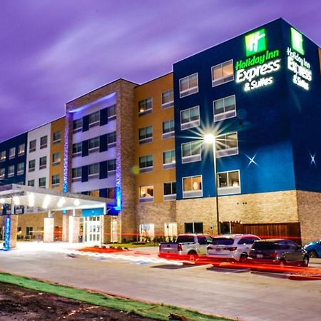 Holiday Inn Express & Suites - Dallas Market Center By Ihg Екстер'єр фото