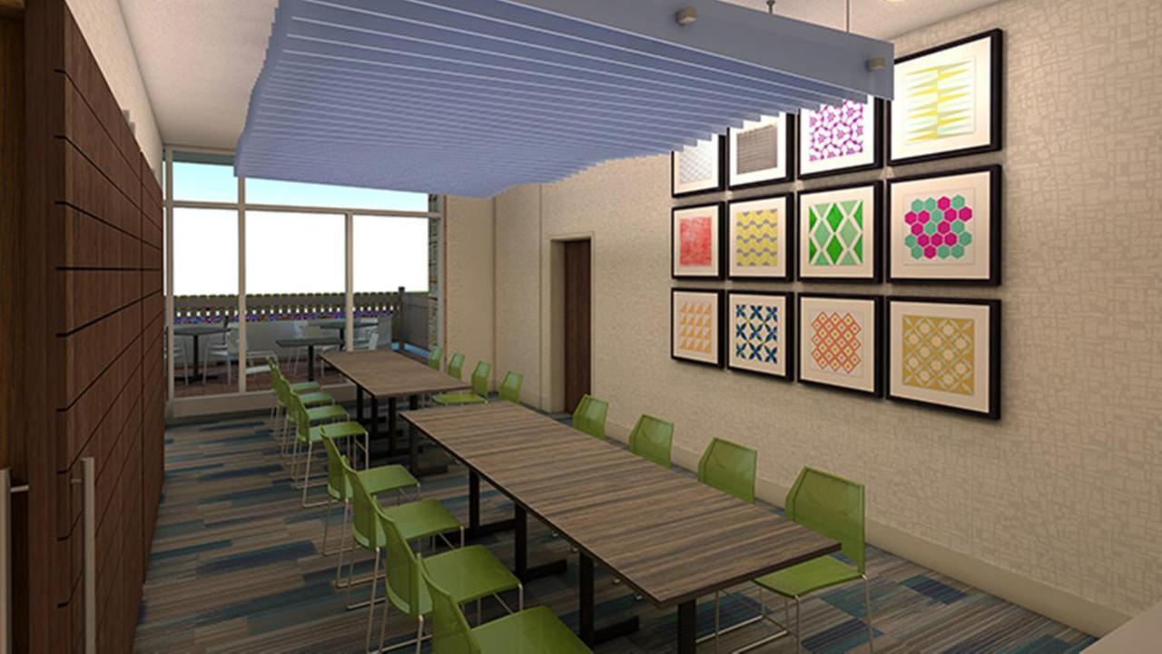 Holiday Inn Express & Suites - Dallas Market Center By Ihg Екстер'єр фото