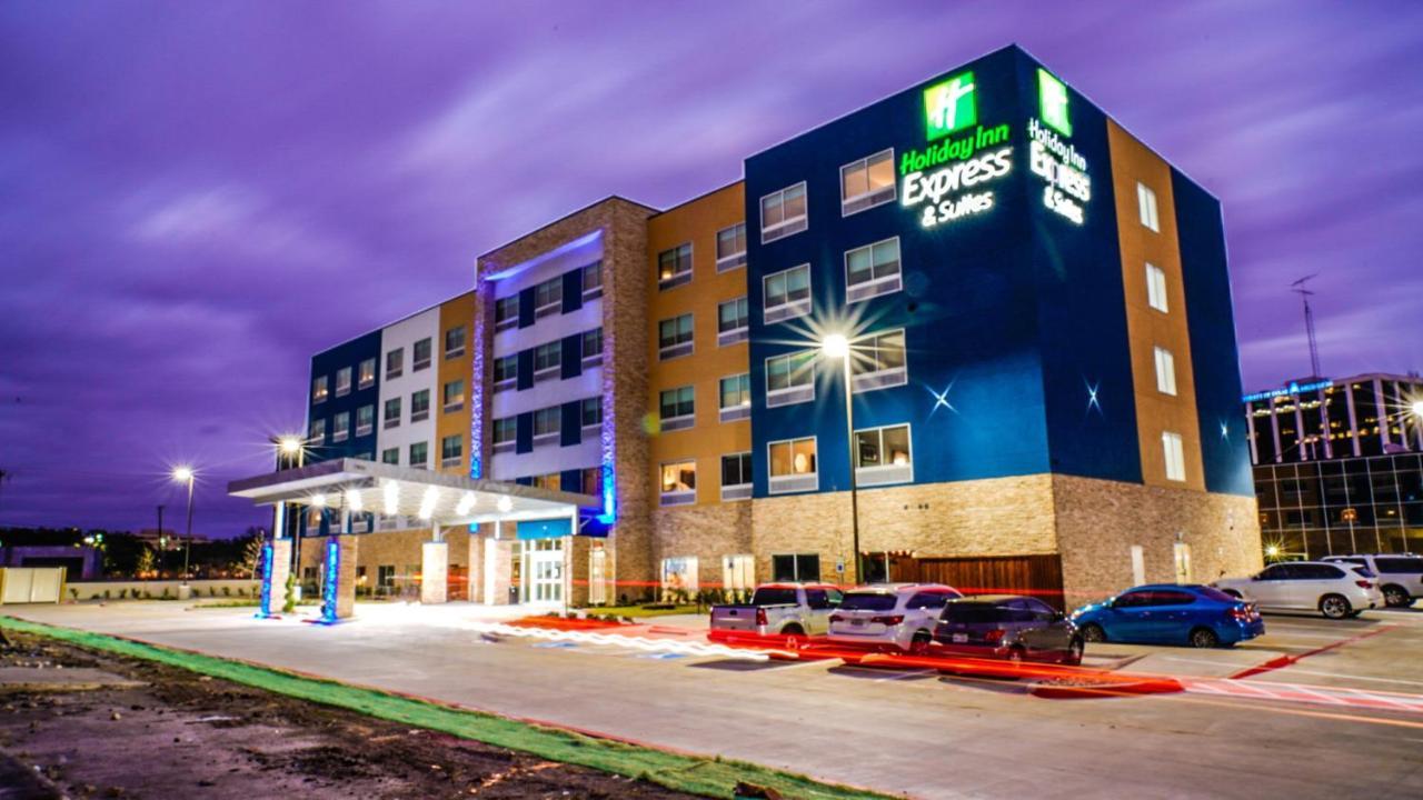 Holiday Inn Express & Suites - Dallas Market Center By Ihg Екстер'єр фото