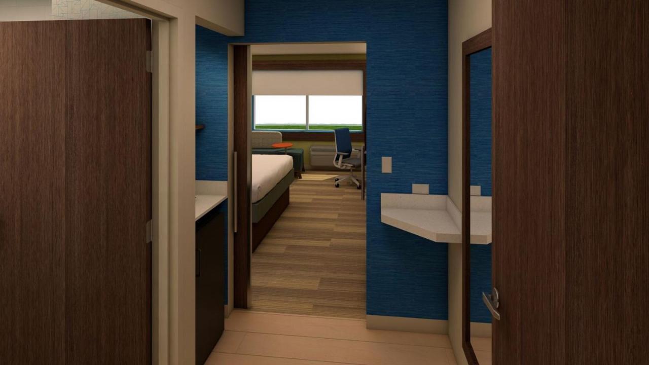 Holiday Inn Express & Suites - Dallas Market Center By Ihg Екстер'єр фото